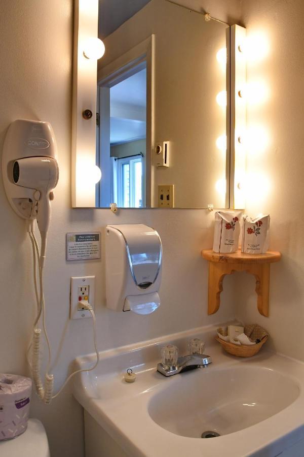 Auberge Beausejour Les Éboulements Zewnętrze zdjęcie