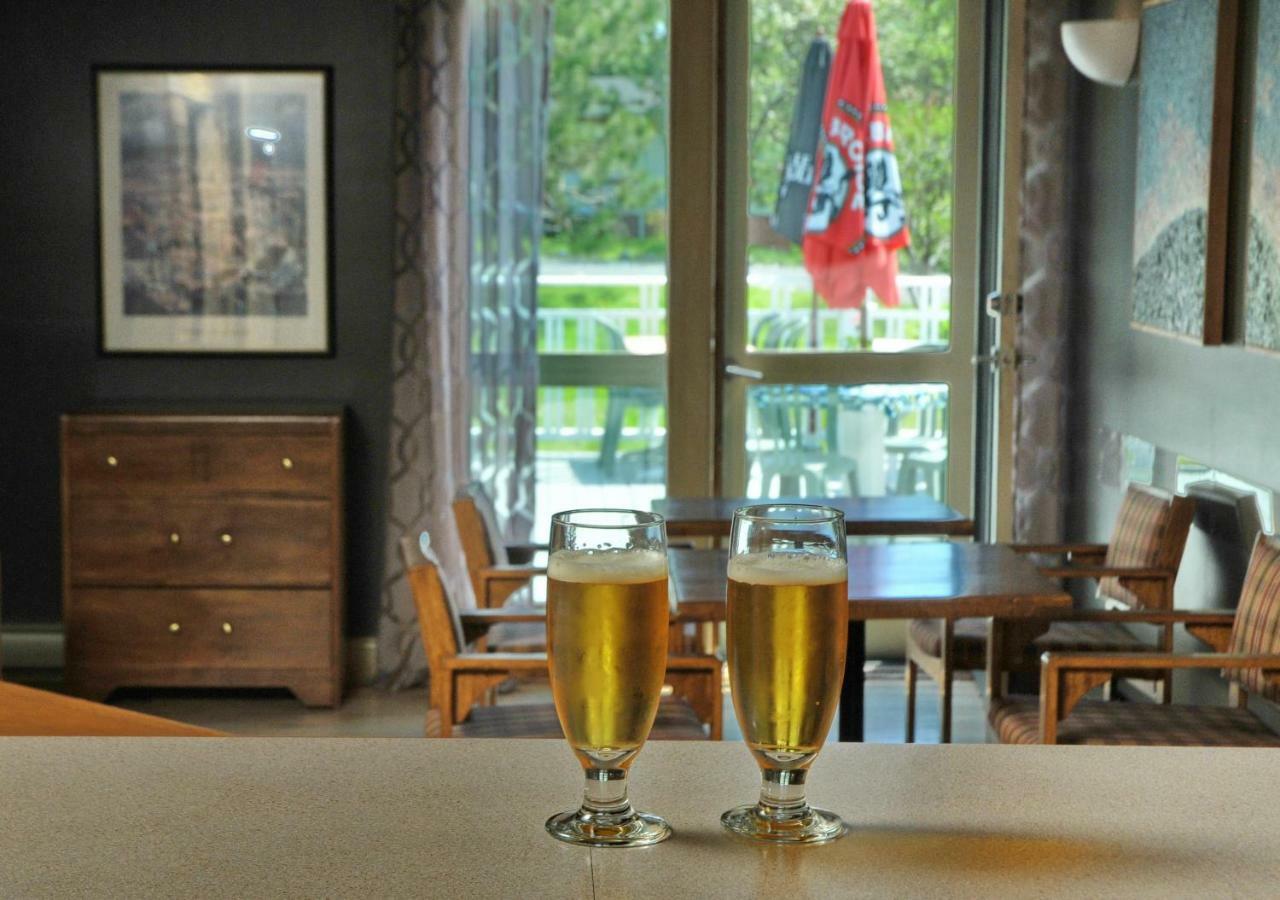 Auberge Beausejour Les Éboulements Zewnętrze zdjęcie